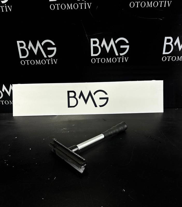 BMW ORJİNAL BUZ KAZIYICI